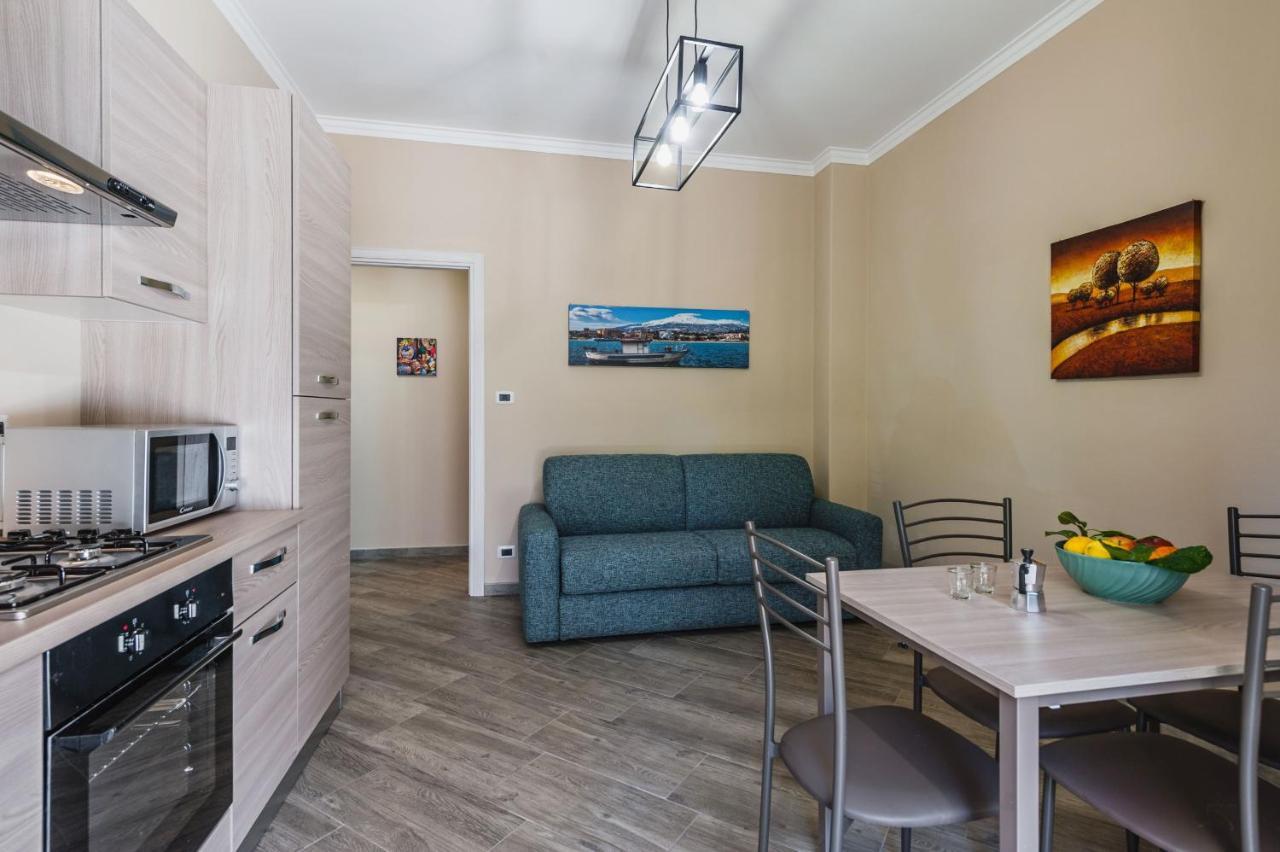 Lemon Tree Apartments By Wonderful Italy Giardini Naxos Dış mekan fotoğraf